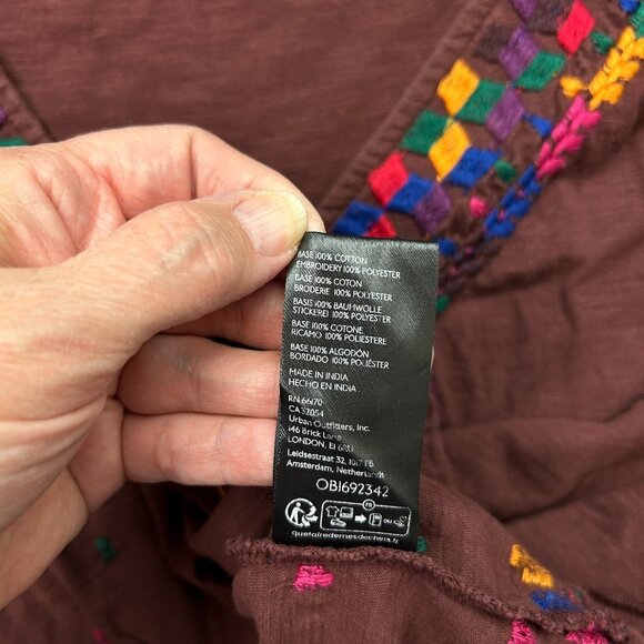 By Anthropologie Flutter Sleeve V-Neck Embroidered Top Women's Size L Maroon - Picture 6 of 9